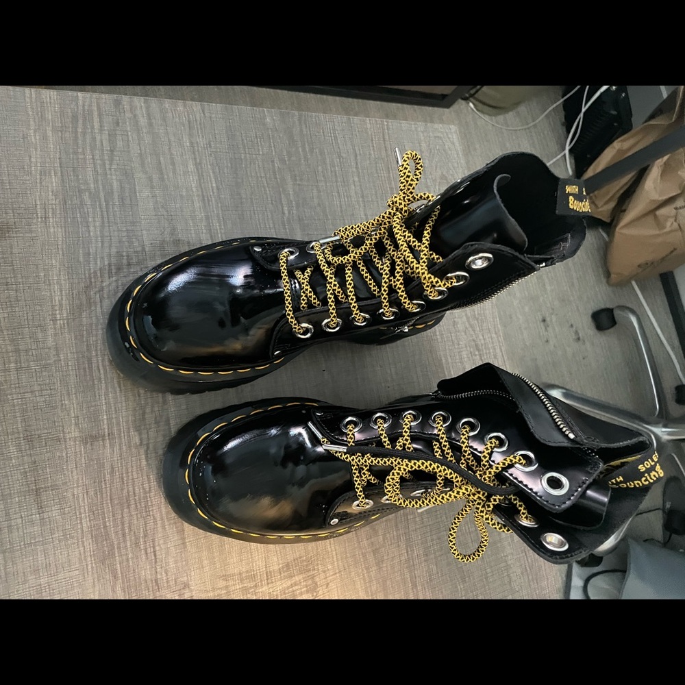 Classic Dr. Martens